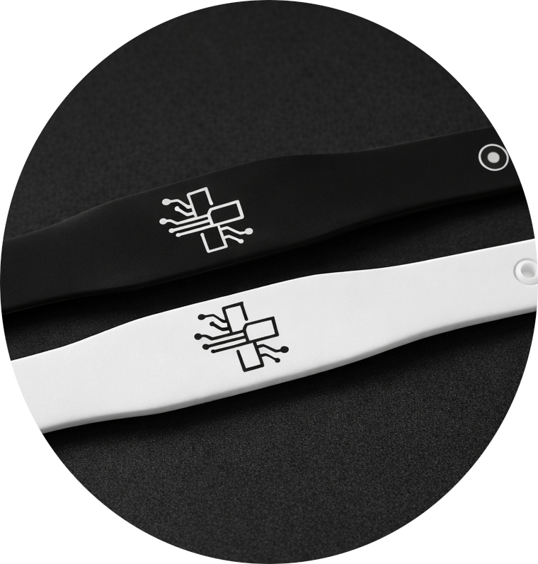 Luvas de couro e capacete